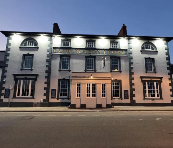 The Lord Nelson Hotel Milford Haven Exterior photo