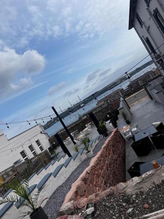 The Lord Nelson Hotel Milford Haven Exterior photo